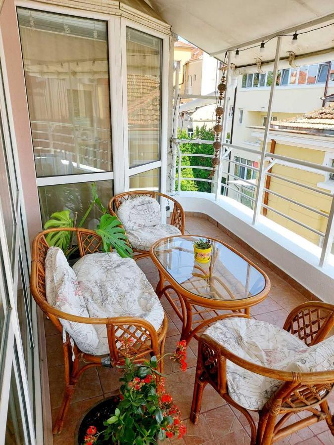 Comfort Flat Burgas Екстер'єр фото